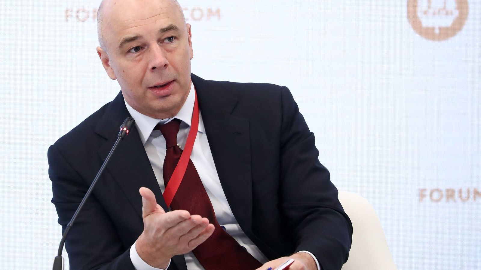 وزير روسي لـ quot;الشرق بلومبرغquot;: نرحب بالمقترح الأميركي لاستثمار الأصول المجمدة ونعمل عليه 