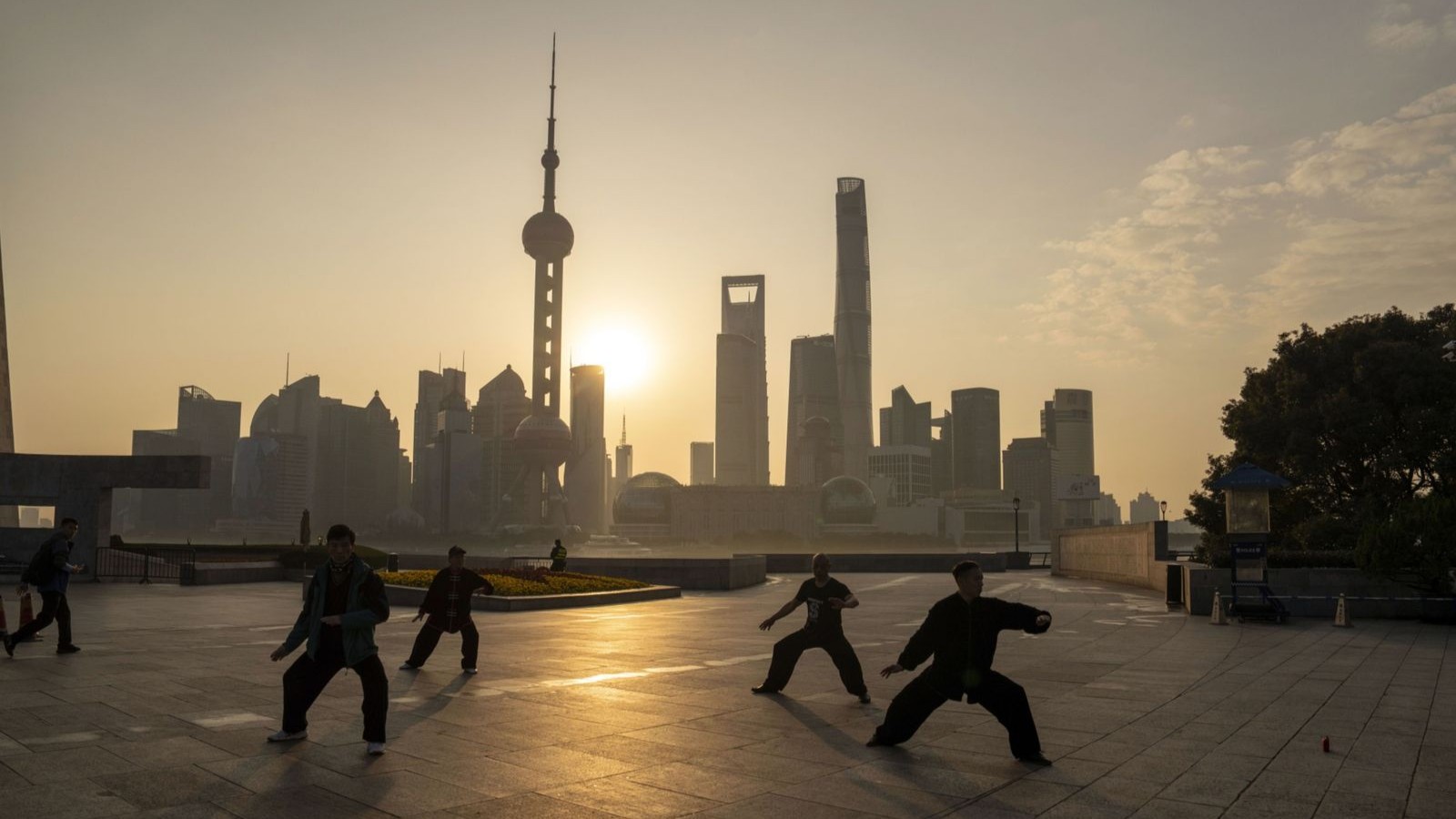 كيف جعلت كورونا الصين أمة تعشق أنشطة الهواء الطلق؟ 