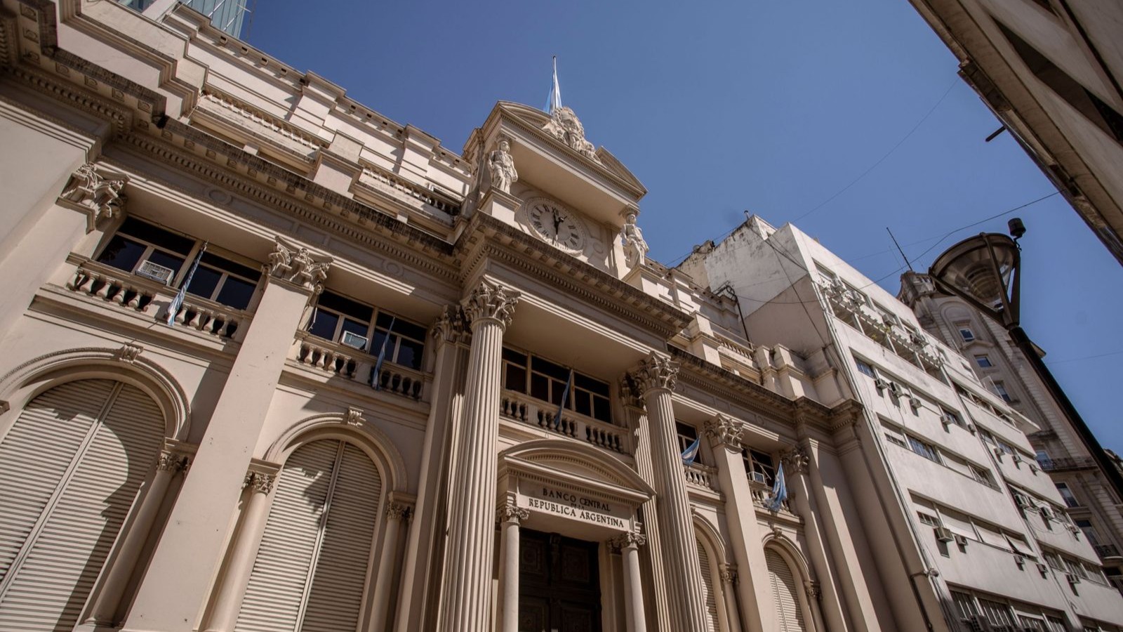 الأرجنتين تشتري 808 ملايين دولار من أميركا لسداد فوائد قرض صندوق النقد 