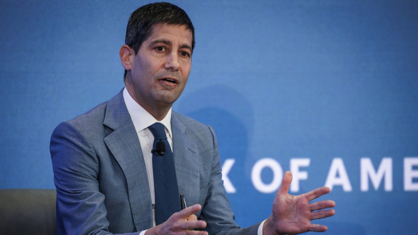 جوناثان ليفين: ترمب أراد رئيساً متساهلاً للاحتياطي الفيدرالي لكنه اختار النقيض 