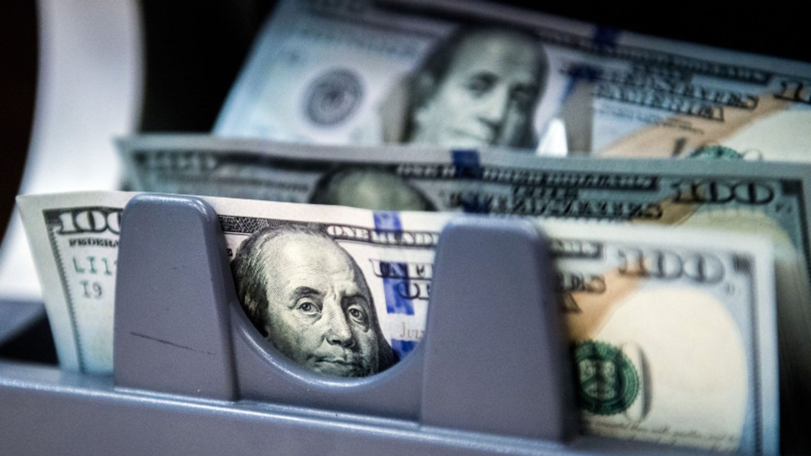 مصر تخطط لإصدار سندات بملياري دولار في أول 6 أشهر من 2026 