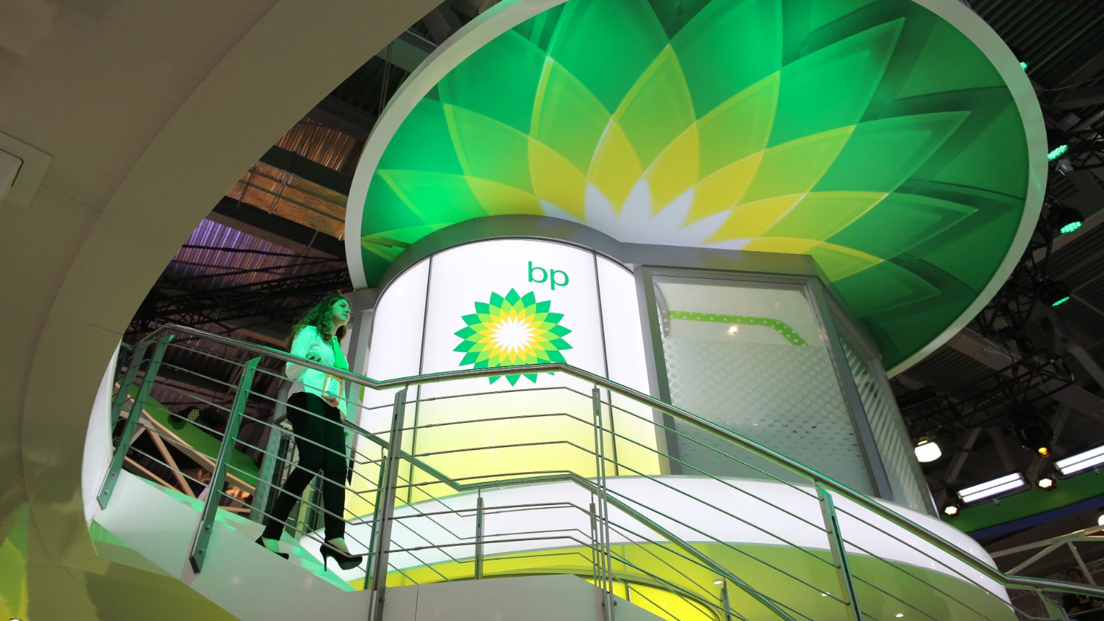 ديون”bp” تتقلص بدعم من ارتفاع أرباح تجارة النفط والغاز والتكرير
