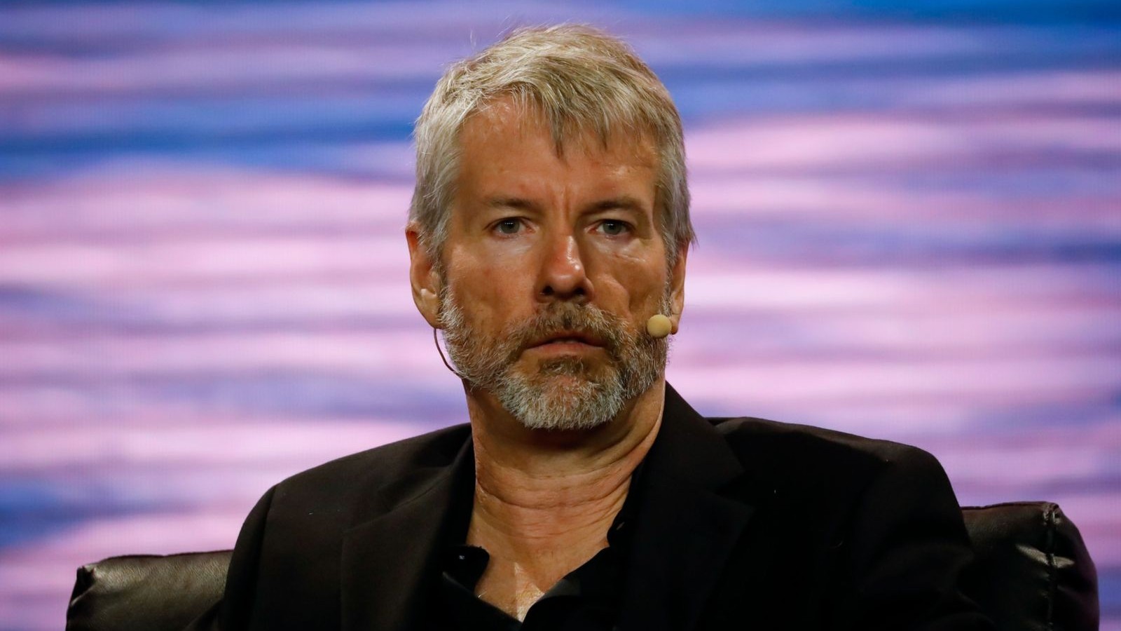 quot;ستراتيجيquot; تتكبد 12.4 مليار دولار خسائر مع انهيار العملات المشفرة 