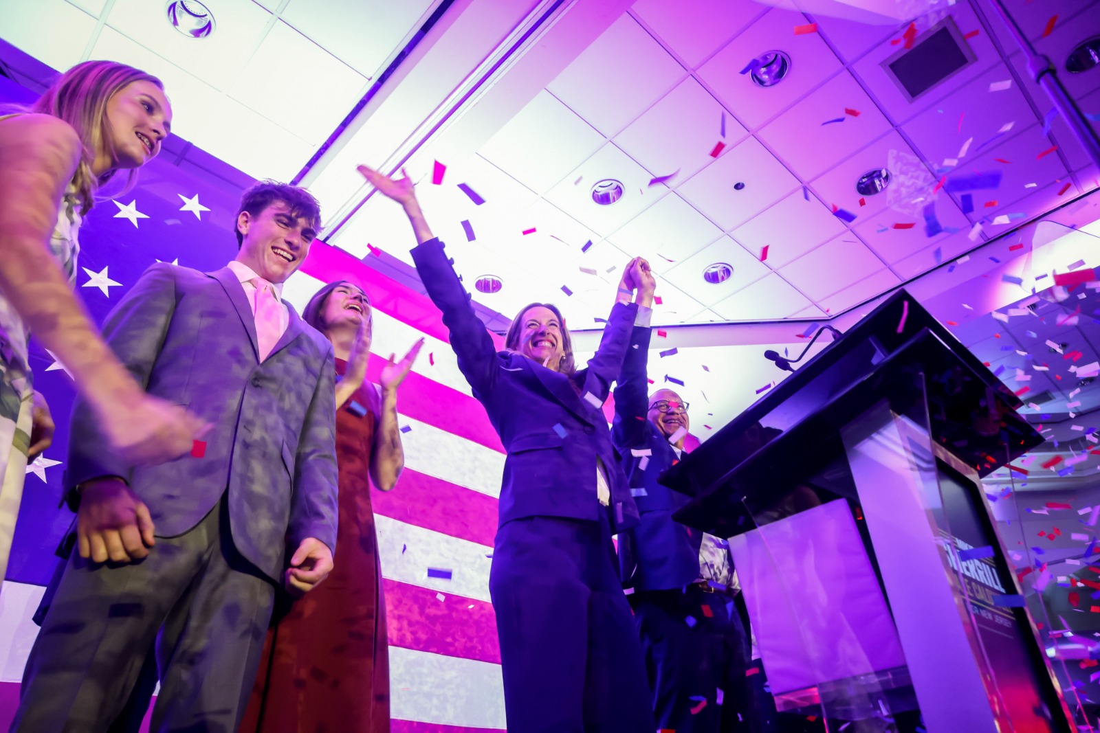 ميكي شيريل في فعالية ليلة الانتخابات في إيست برونزويك، نيوجيرسي، الولايات المتحدة - undefined