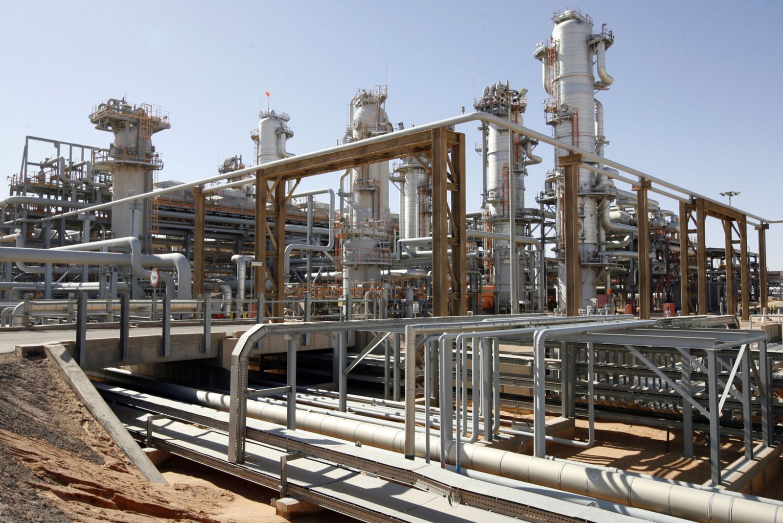 الجزائر تعارض سقف الغاز الأوروبي: الأسواق يجب أن تبقى حرة 