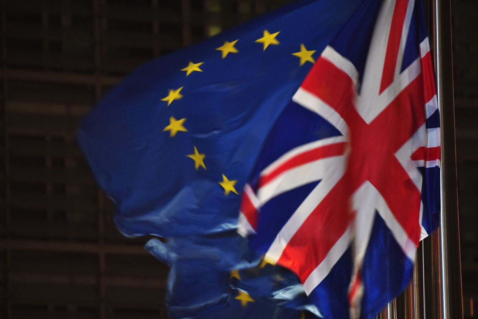 الاتحاد الأوروبي يبدأ إجراءات قانونية ضد بريطانيا لخرقها اتفاق 