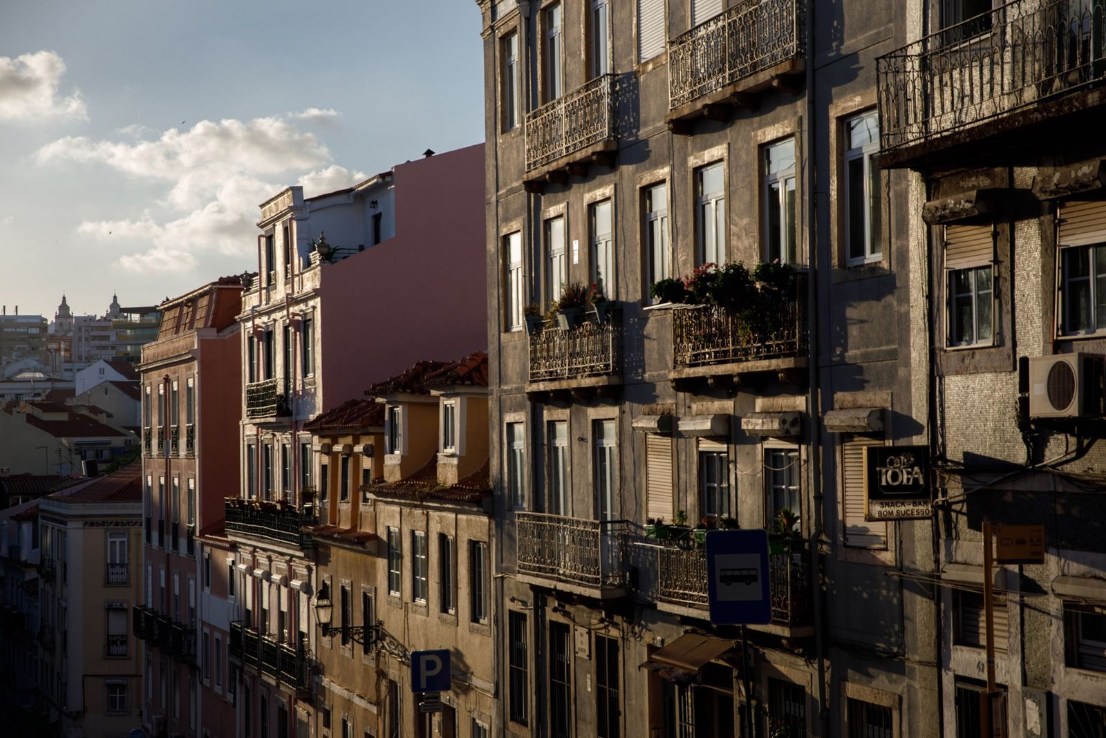 البرتغال تعتزم وقف منح التأشيرة الذهبية بعد ارتفاع أسعار المنازل