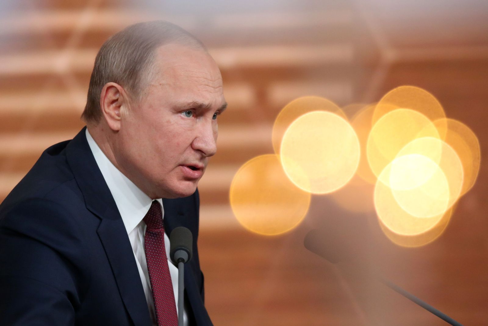 بوتين: روسيا قد تخفض إنتاجها من النفط رداً على سقف الأسعار