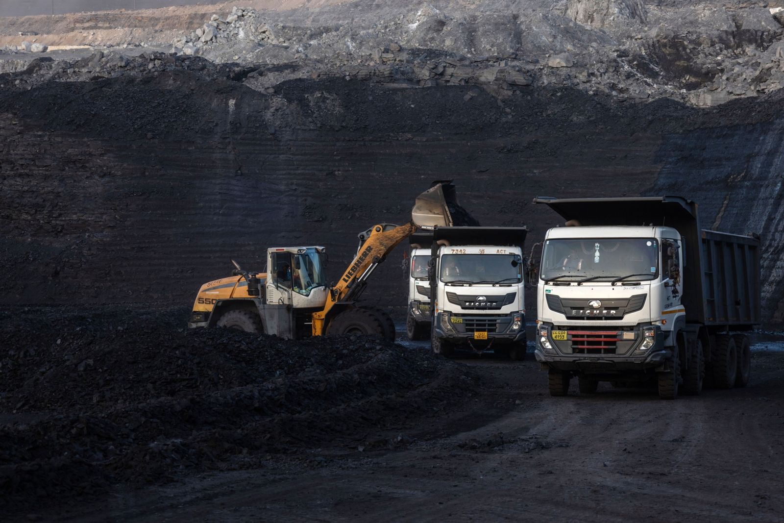 انخفاض استهلاك الفحم في المستقبل يهدد 400 ألف وظيفة في 2035