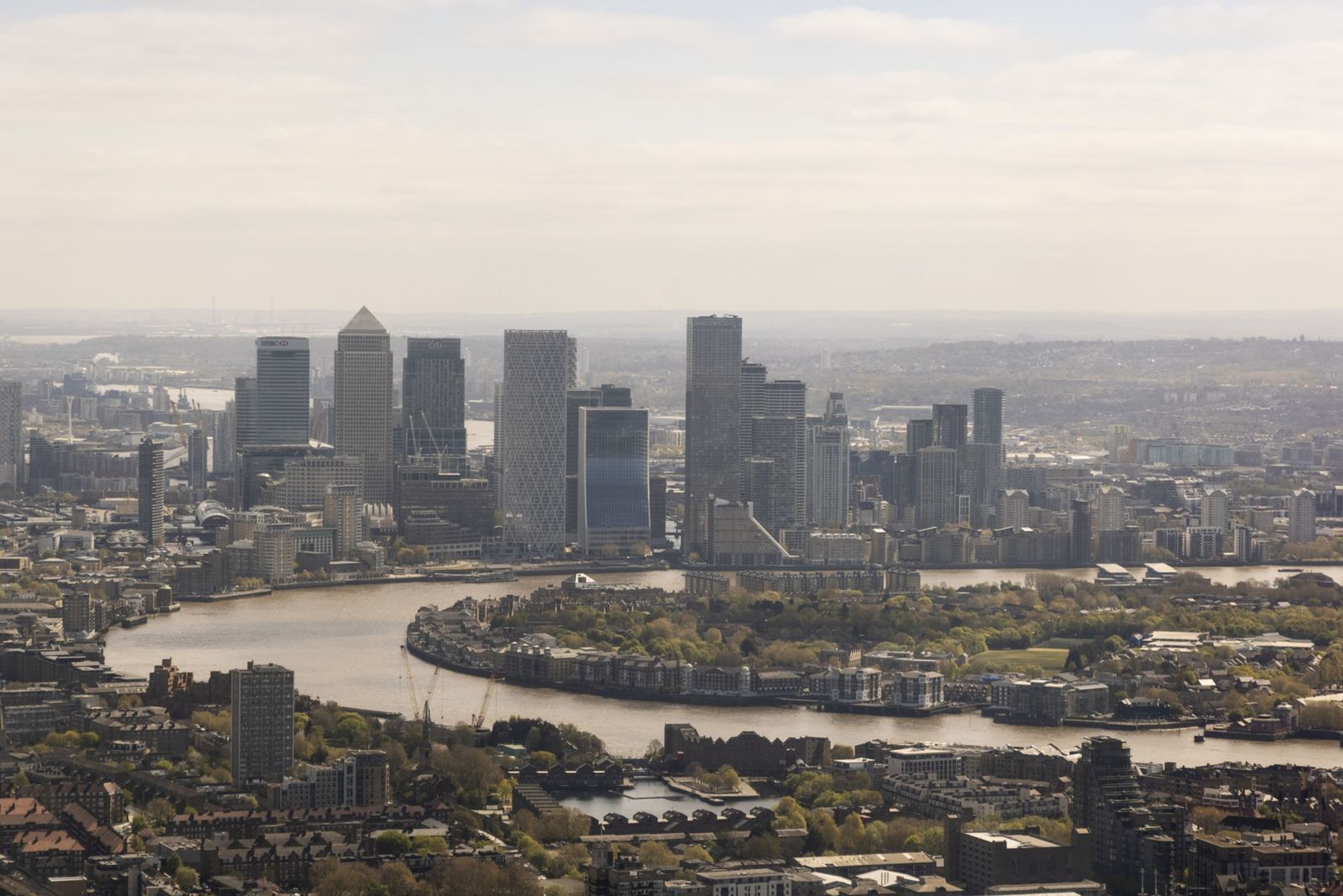 ربع شركات لندن تُقلص عدد مكاتبها بسبب سياسة العمل المرن