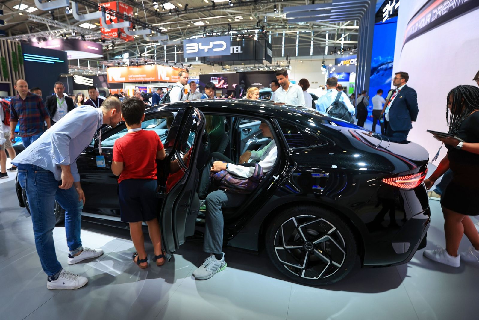 ارتفاع قياسي في مبيعات السيارات الصينية مع زيادة التصدير في أغسطس