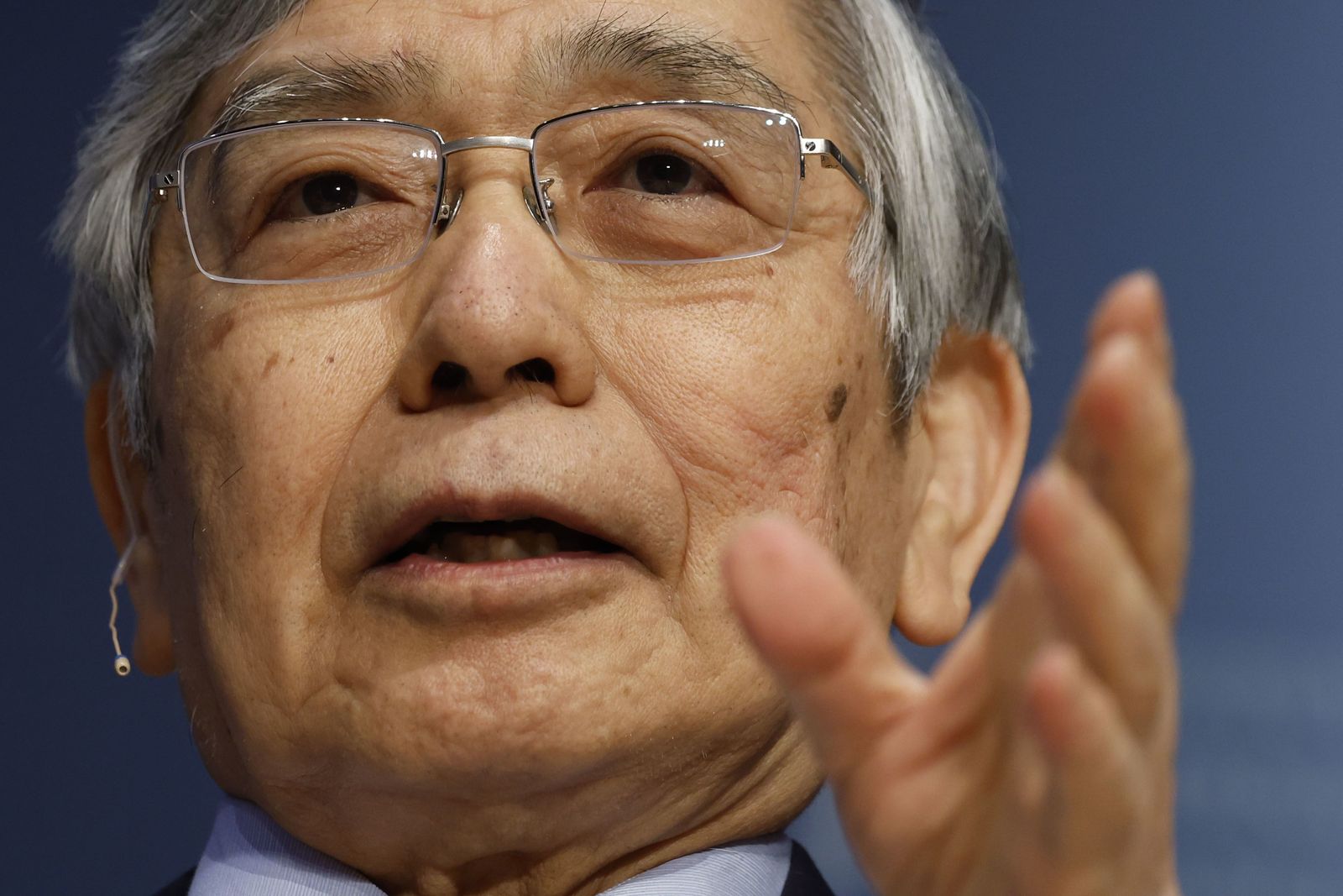 تغيير محافظ بنك اليابان.. كيف سيحدث ولماذا يُعدّ ذلك مهماً؟