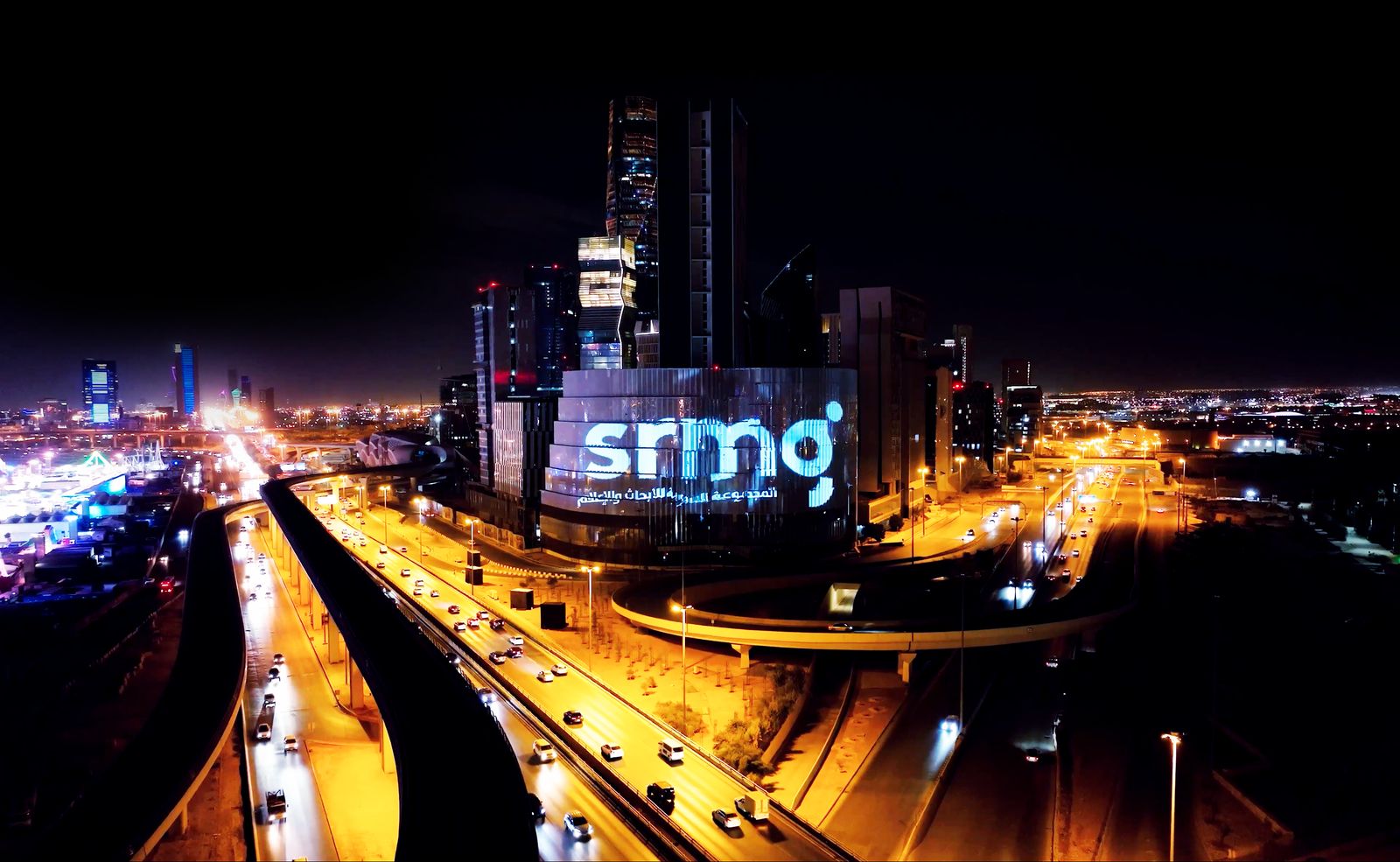 srmg السعودية تحوّل 3 منتجات ورقية لمنصات رقمية