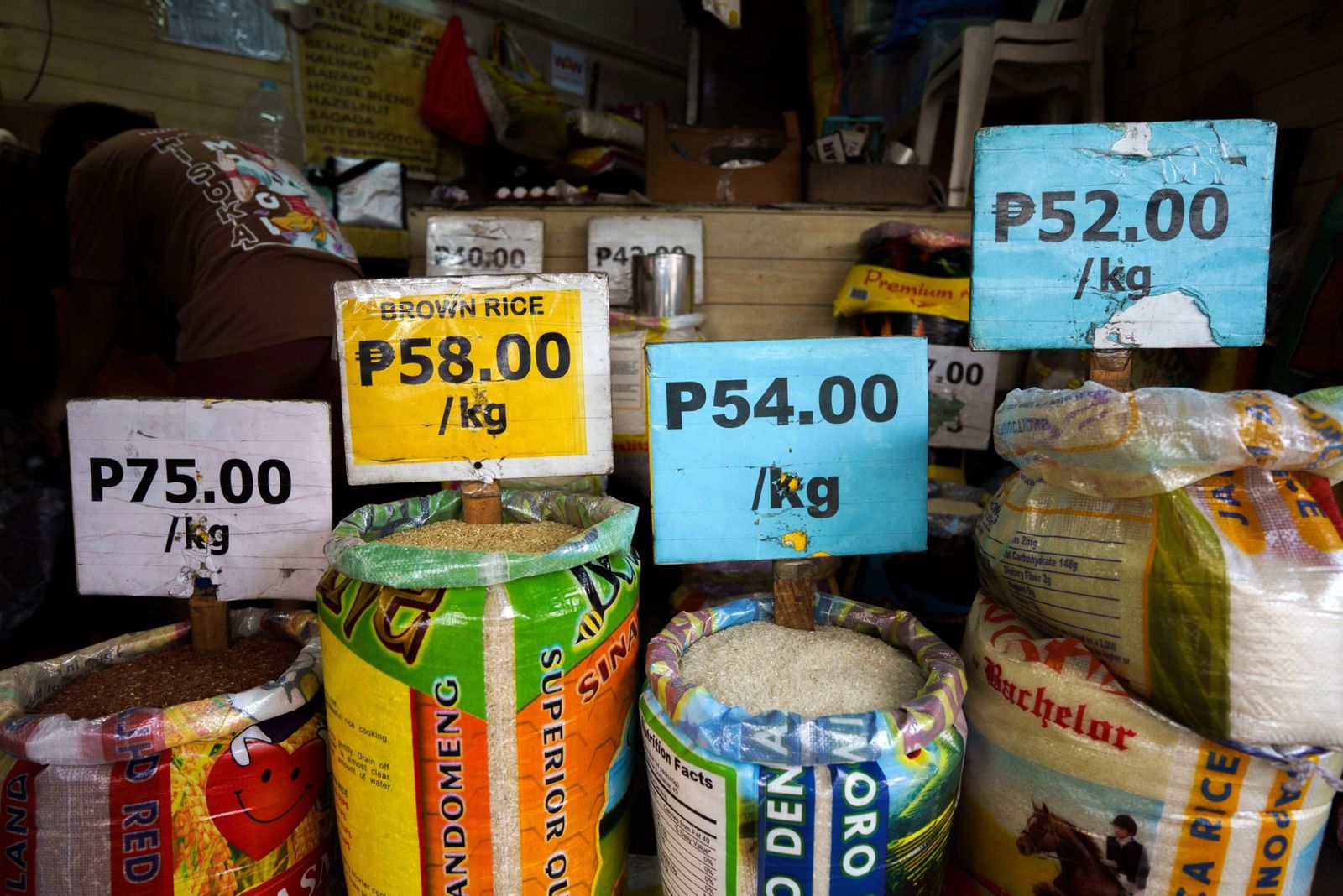 أسعار الأرز تقفز في الفلبين لأعلى مستوى في 14 عاماً