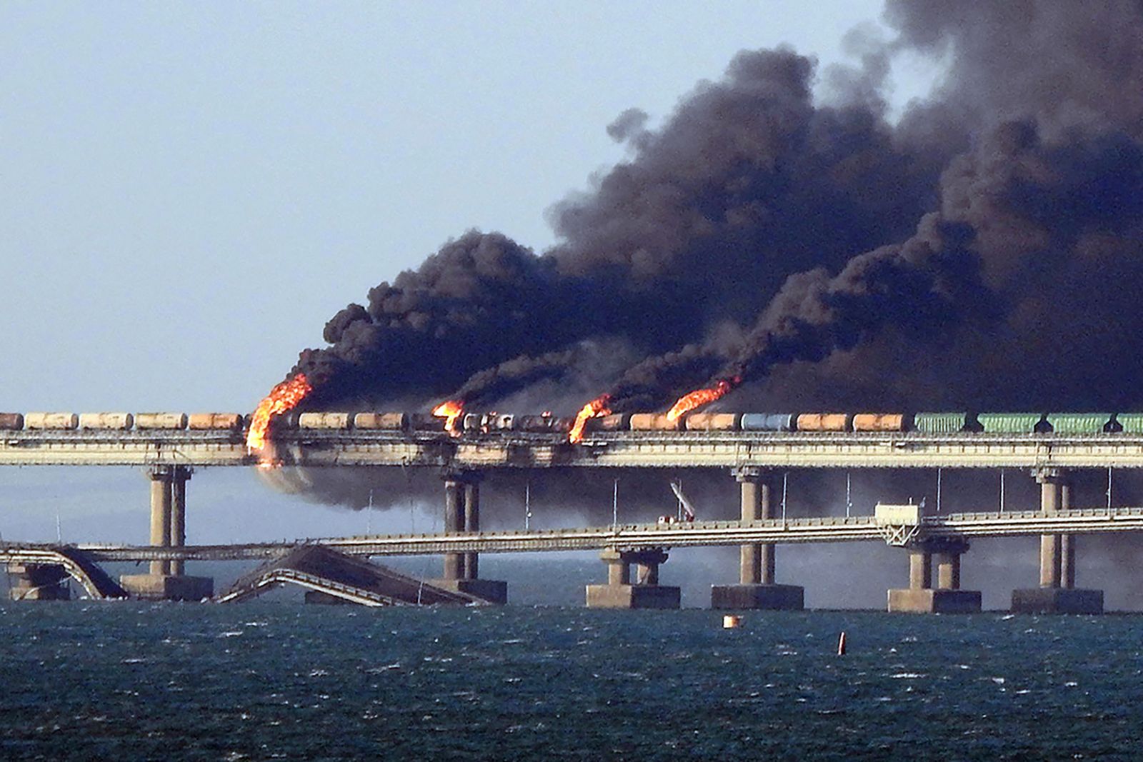 روسيا: انفجار ميناء فيودوسيا بعد هجوم أوكراني