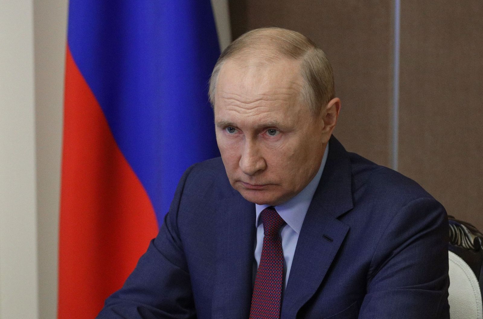 حرب بوتين تمنح اقتصاد روسيا دفعة هادئة متجاوزة أسوأ التوقعات وسط العقوبات 