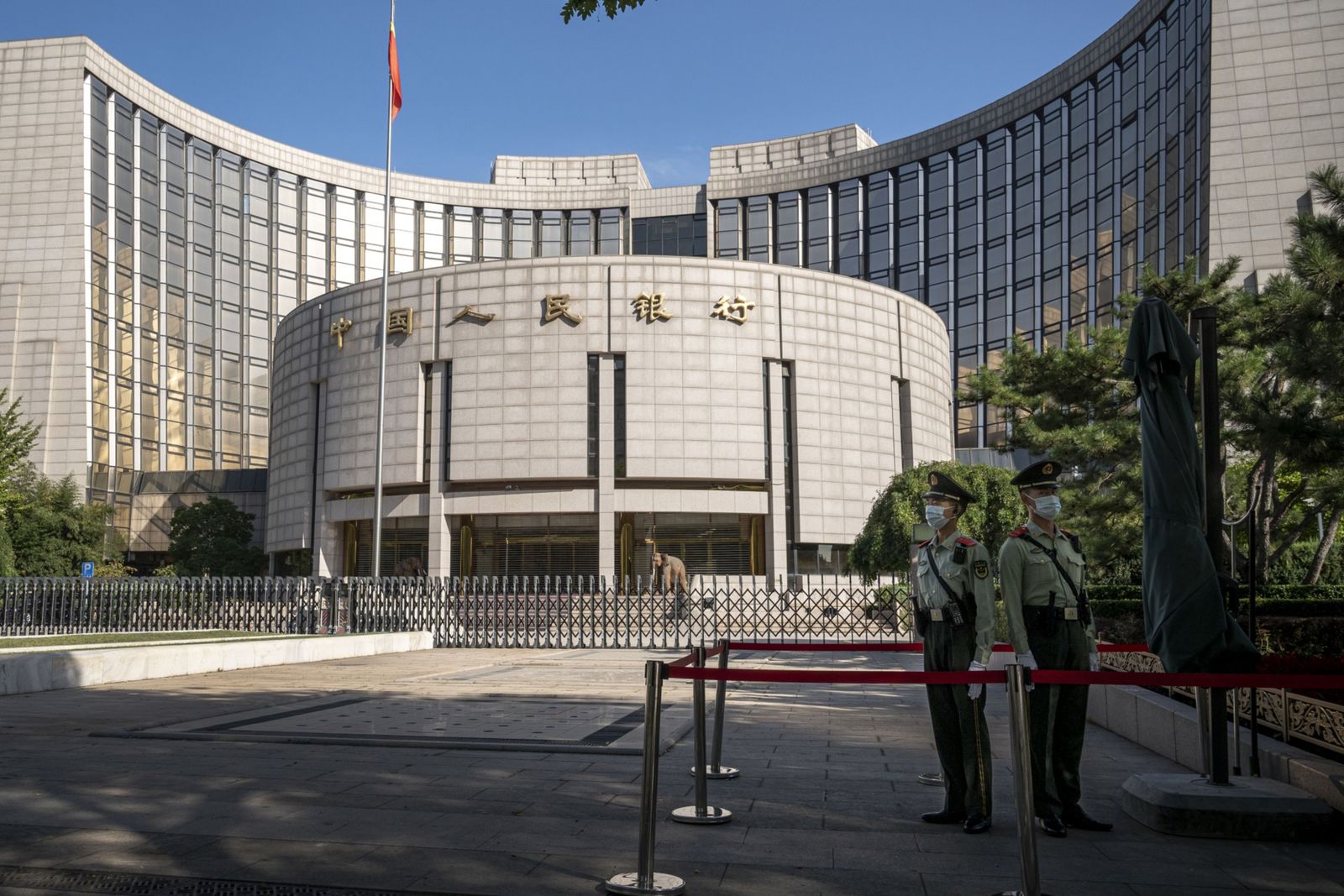 خبراء يتوقعون بدء التيسير النقدي في الصين مع تزايد الضغوط الاقتصادية