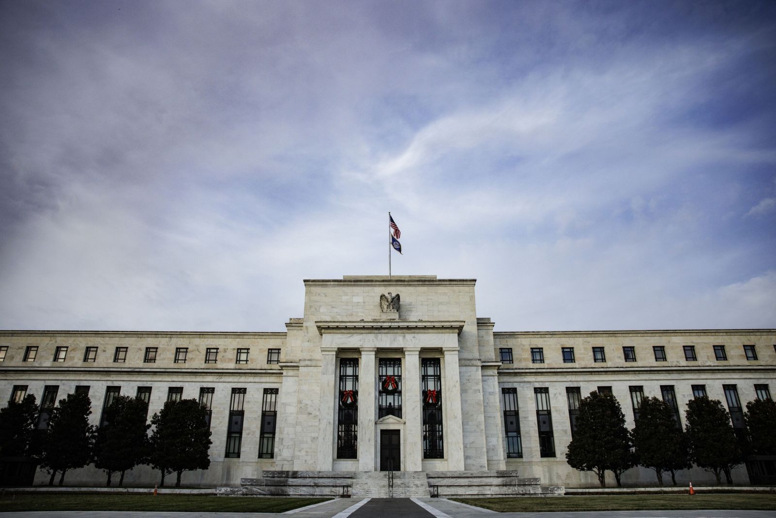 الاحتياطي الفيدرالي يبقي الفائدة دون تغيير للمرة الثانية على التوالي