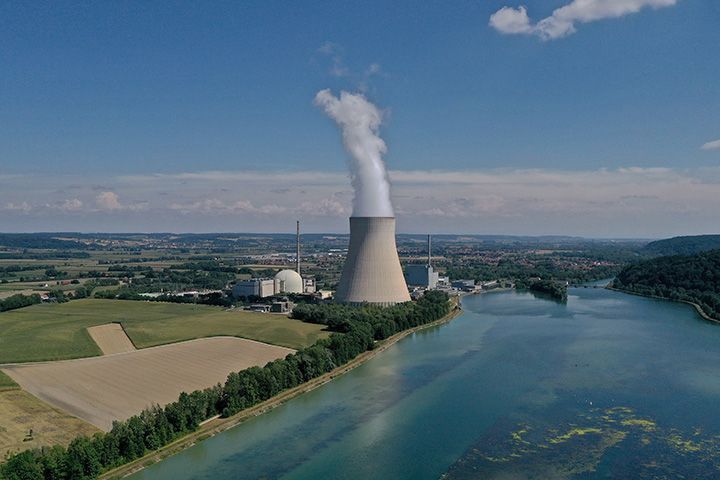 ألمانيا تتكلف 100 مليون يورو لتشغيل محطتين للطاقة النووية استعداداً للشتاء